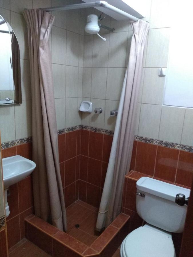 Hostal Vista Al Lago Titicaca Puno Ngoại thất bức ảnh