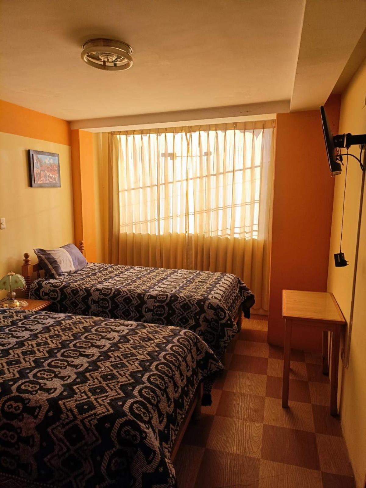 Hostal Vista Al Lago Titicaca Puno Ngoại thất bức ảnh