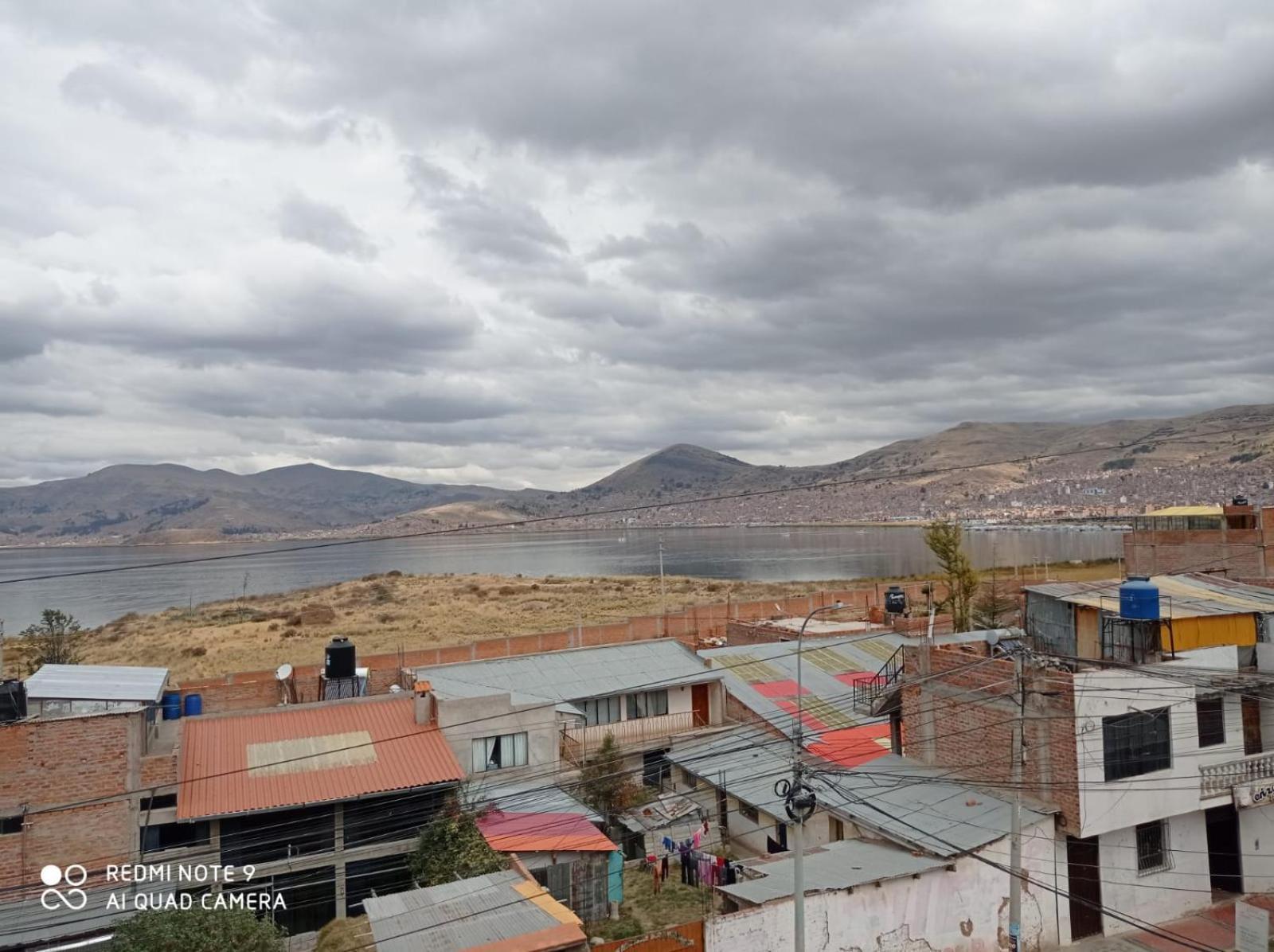 Hostal Vista Al Lago Titicaca Puno Ngoại thất bức ảnh