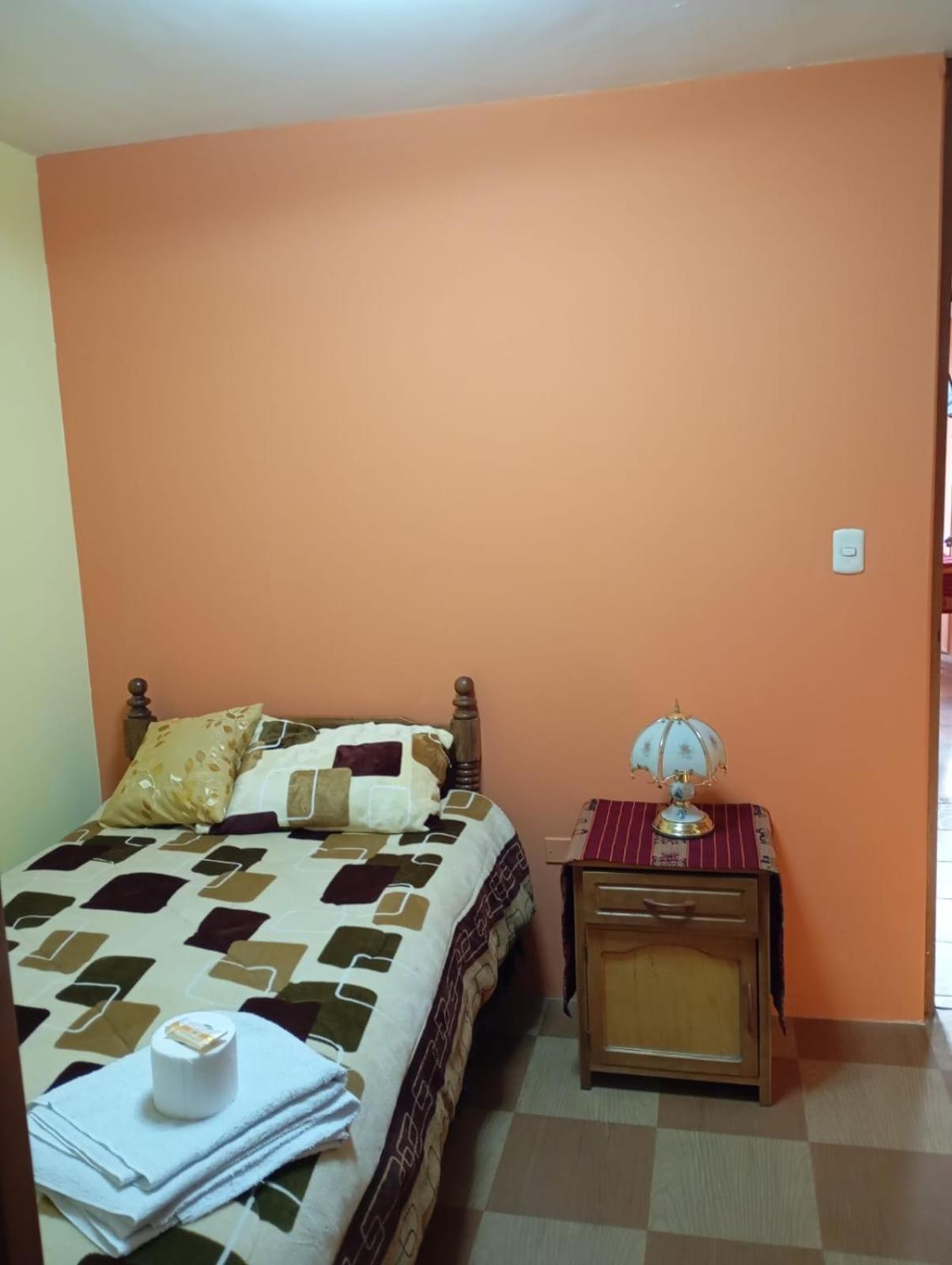 Hostal Vista Al Lago Titicaca Puno Ngoại thất bức ảnh