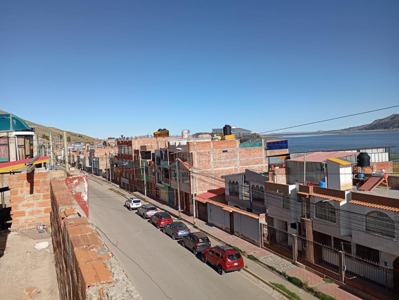 Hostal Vista Al Lago Titicaca Puno Ngoại thất bức ảnh