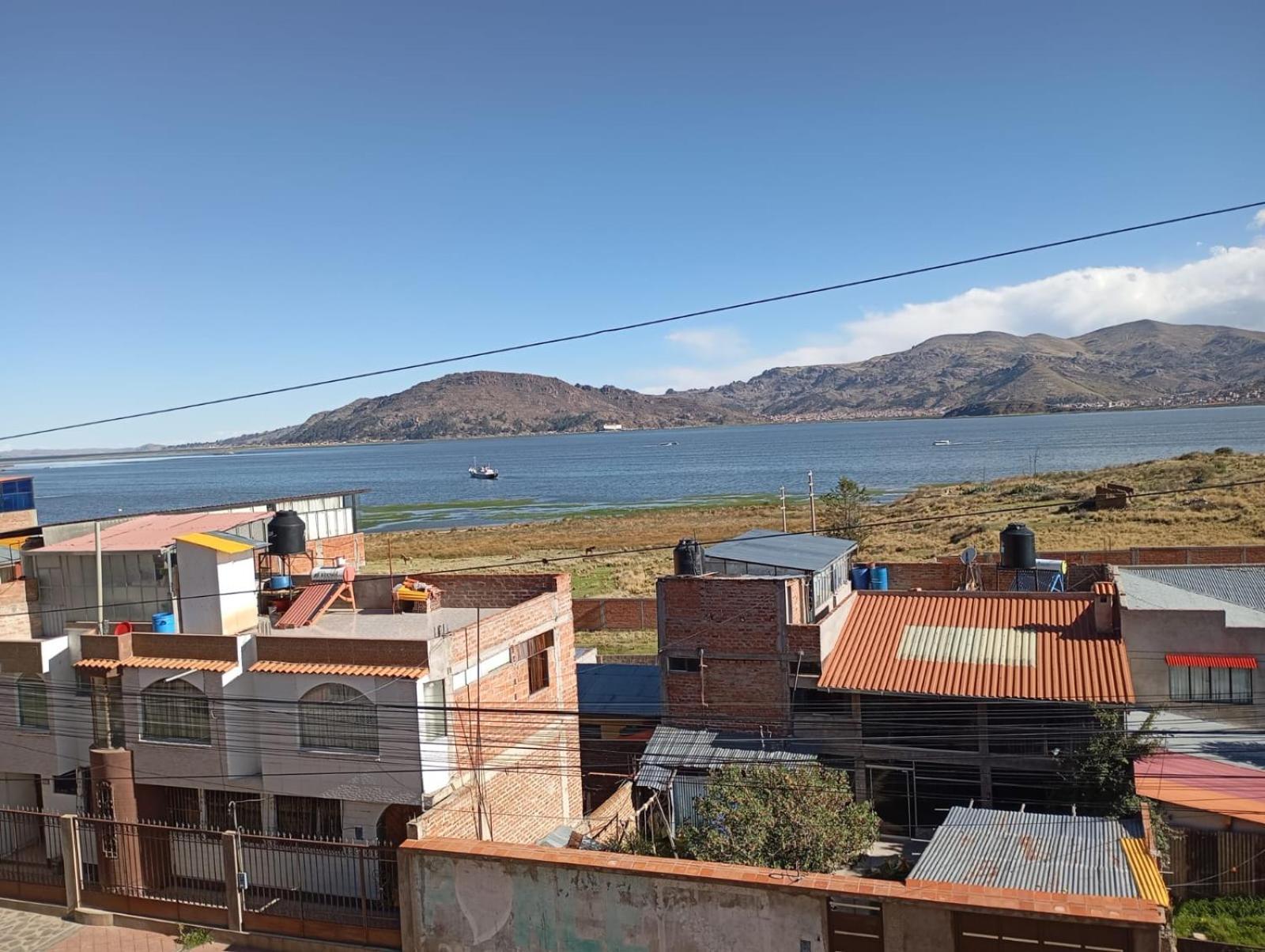 Hostal Vista Al Lago Titicaca Puno Ngoại thất bức ảnh
