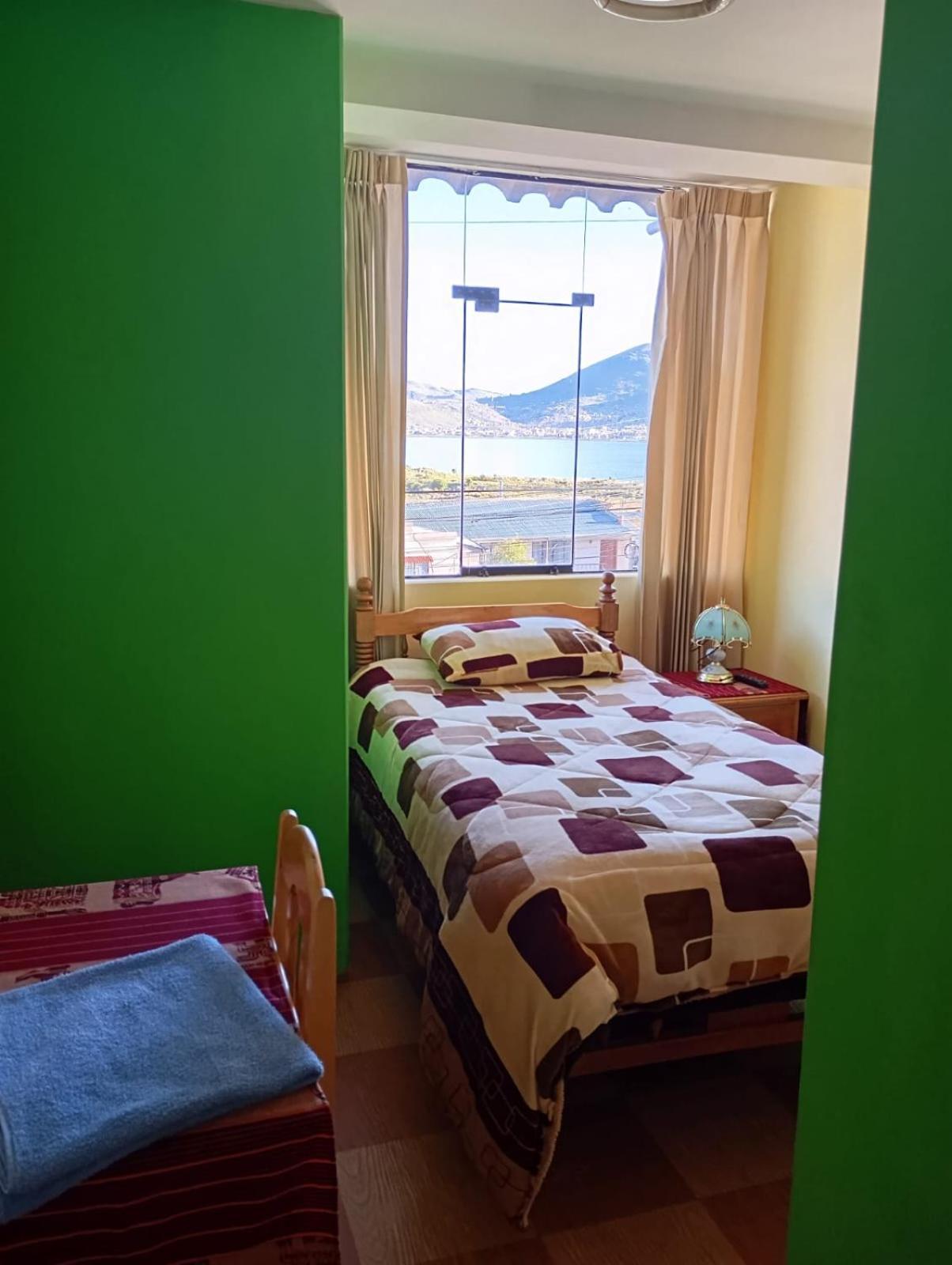 Hostal Vista Al Lago Titicaca Puno Ngoại thất bức ảnh
